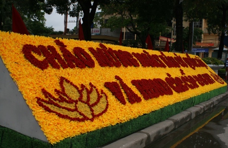 Streets radiantly welcome election day
